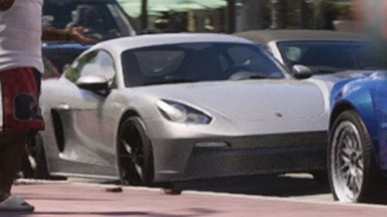 Silver Pfister Growler appearing on a busy Vice City road in GTA VI