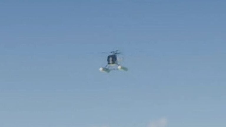 Sea Sparrow flying over Vice Beach in GTA VI Trailer 1