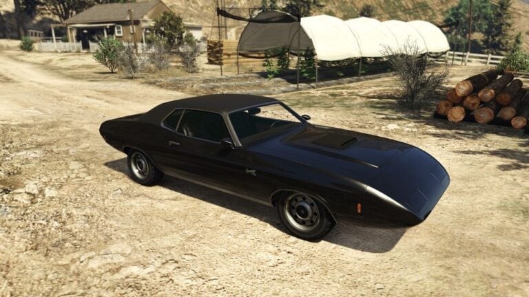 The Gauntlet Classic Custom in GTA V.